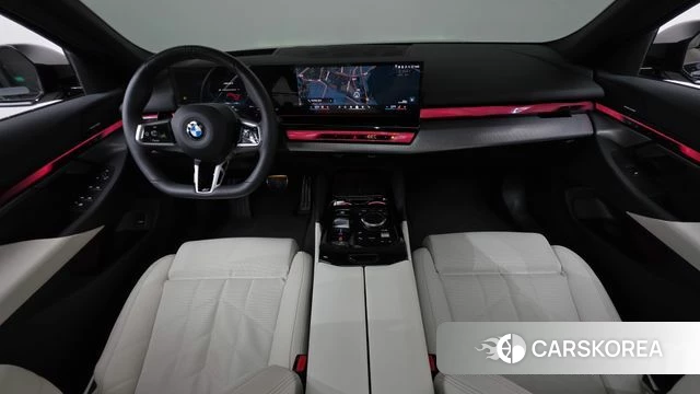 BMW 5 Series (G60) id 4462473 из Кореи 33