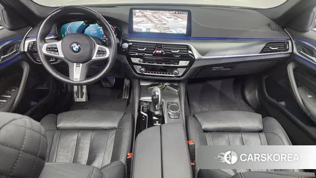 BMW 5 Series (G30) id 2993469 из Кореи 17