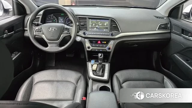 Hyundai Avante AD id 3515420 из Кореи 17