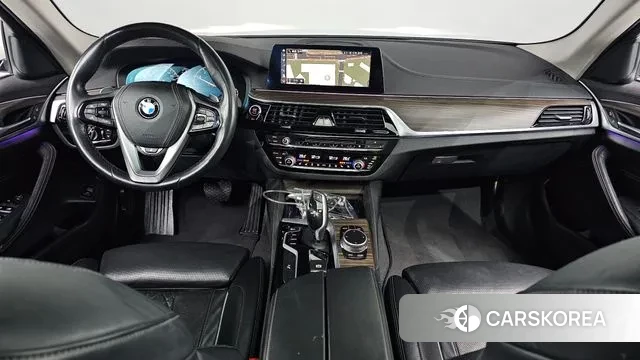 BMW 5 Series (G30) id 3412879 из Кореи 17