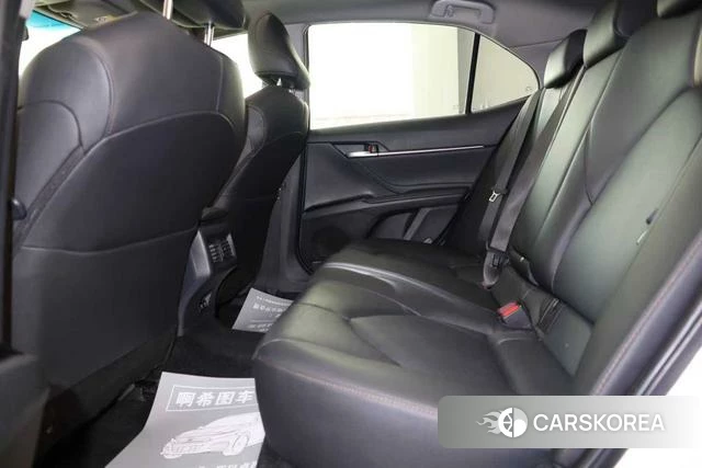 Toyota Camry id 4220611 из Китая 7
