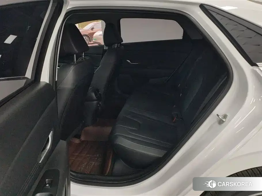 Hyundai Elantra id 4514131 из Китая 13