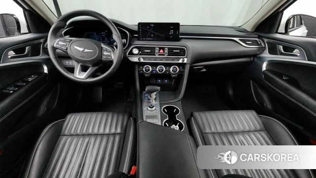 Genesis The New G70 id 4267330 из Кореи 17