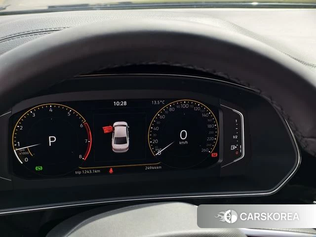 Volkswagen Passat id 4259848 из Китая 11