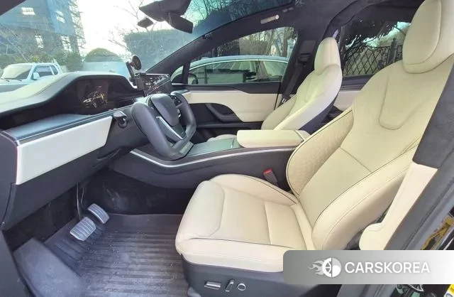 Tesla Model X id 3770299 из Кореи 8