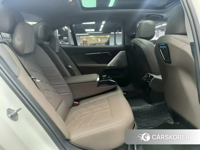 BMW 5 series id 4307690 из Китая 10
