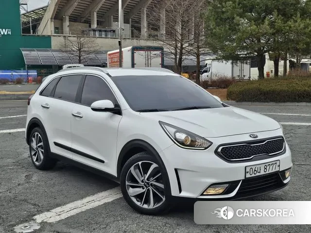 Kia Niro id 3728555 из Кореи 17