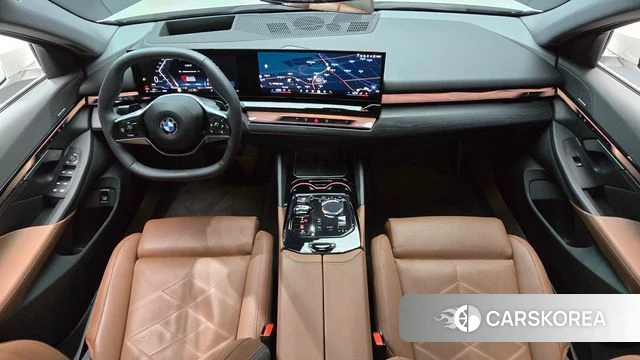 BMW 5 Series (G60) id 4880049 из Кореи 31
