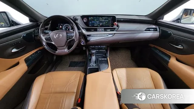 Lexus ES300h 7th generation id 3788897 из Кореи 17