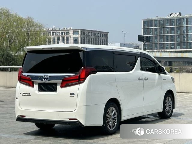 Toyota Elfa id 4272510 из Китая 9