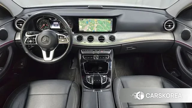 Mercedes-Benz E-Class W213 id 3562956 из Кореи 17