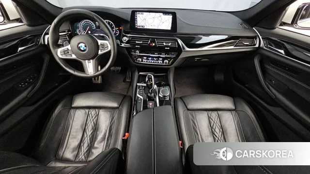 BMW 5 Series (G30) id 4596162 из Кореи 17