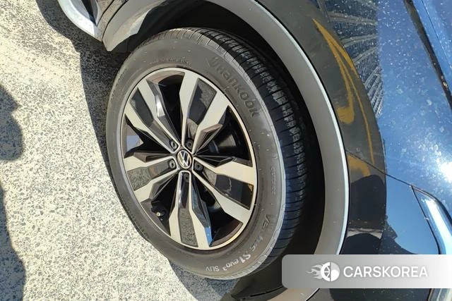 Volkswagen Tiguan L id 4333244 из Китая 14
