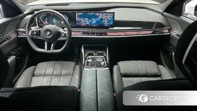 BMW 7 Series (G70) id 3669800 из Кореи 17