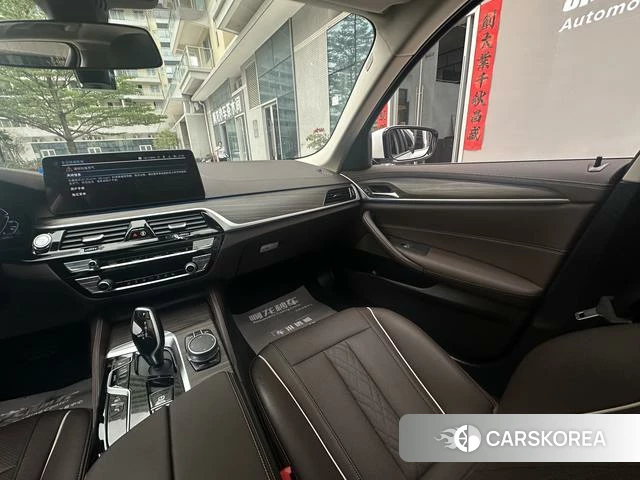 BMW 5 series PHEV id 4353801 из Китая 23