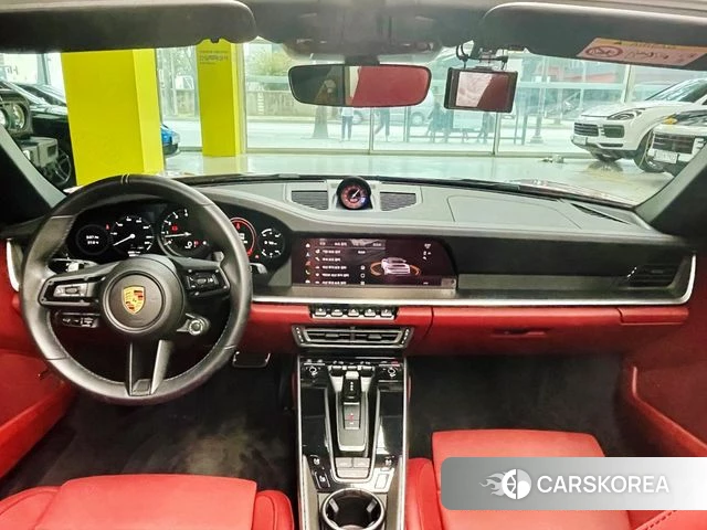 Porsche 911(992) id 3914352 из Кореи 17