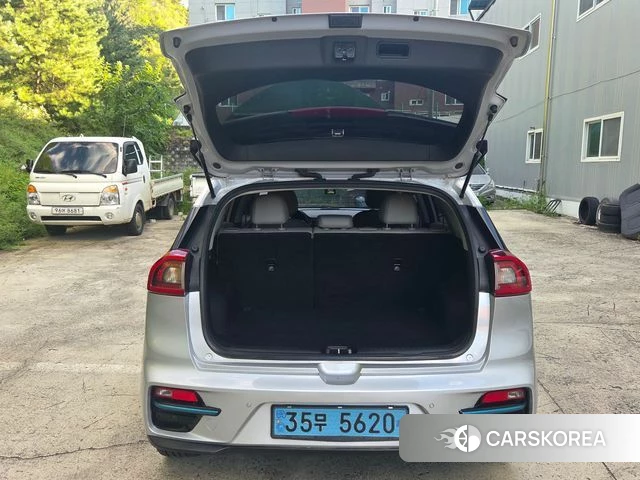 Kia Niro EV id 4775930 из Кореи 17