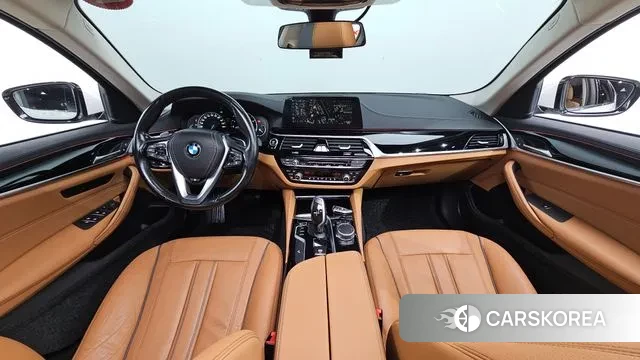 BMW 5 Series (G30) id 3500127 из Кореи 17