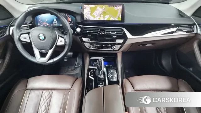 BMW 5 Series (G30) id 3058938 из Кореи 17