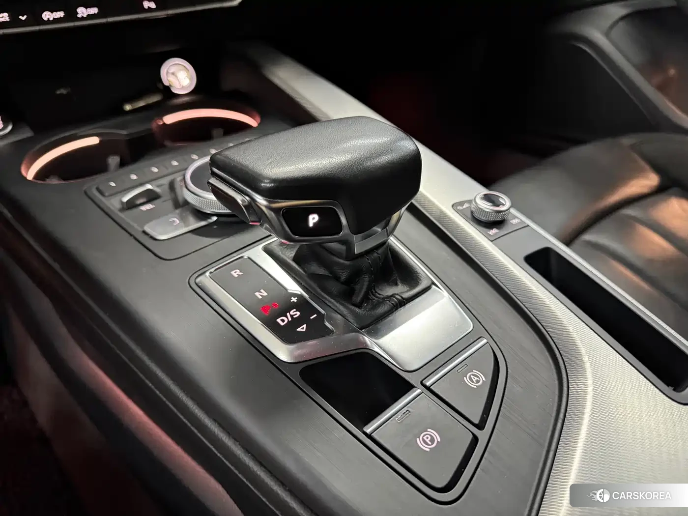 Audi A4L id 4600770 из Китая 18