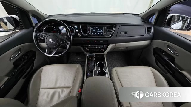 Kia The New Carnival id 3942653 из Кореи 17