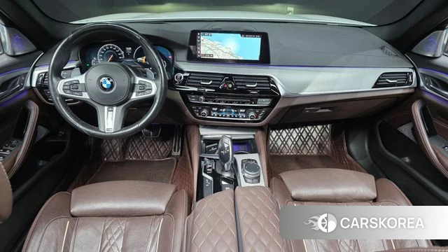 BMW 5 Series (G30) id 4196757 из Кореи 17