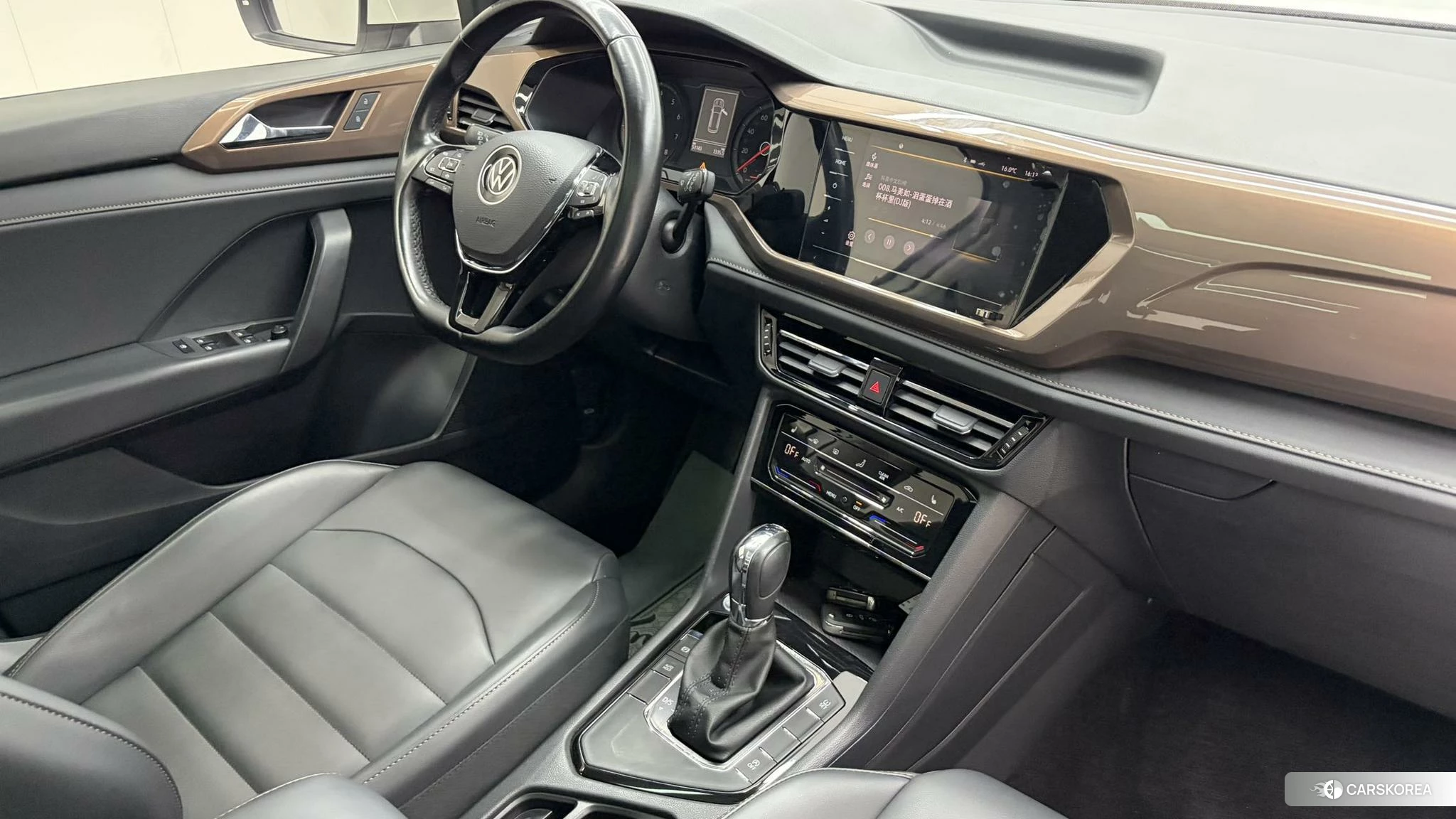 Volkswagen Tuyue id 4461516 из Китая 13