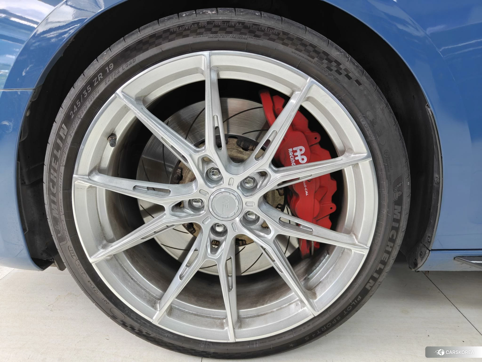 Audi A4L id 4413335 из Китая 18