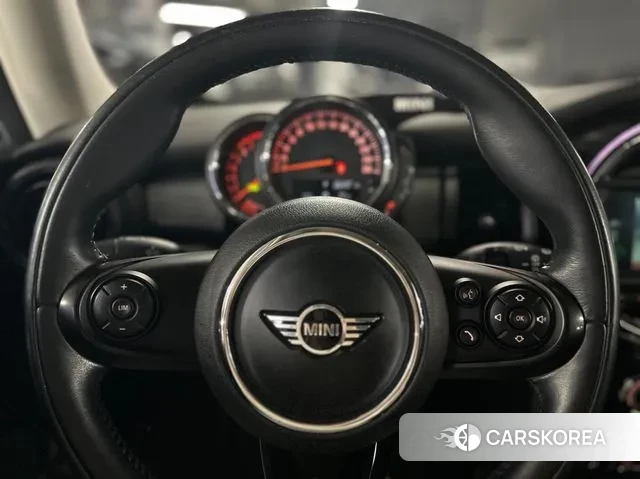 Mini Cooper S id 3270172 из Кореи 17