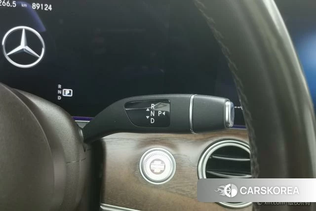 Mercedes-Benz E-class id 4261574 из Китая 21