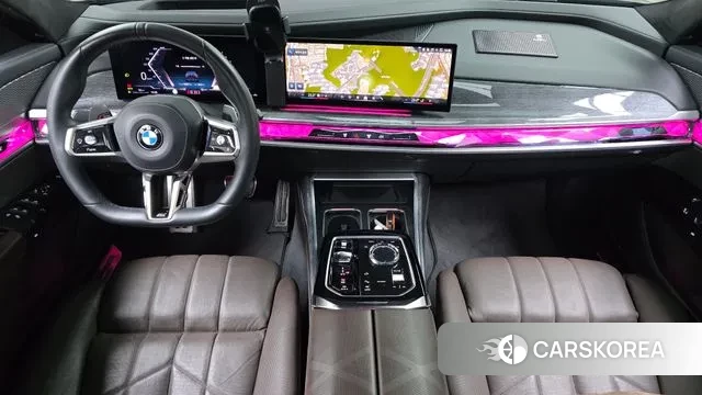 BMW 7 Series (G70) id 3770210 из Кореи 17