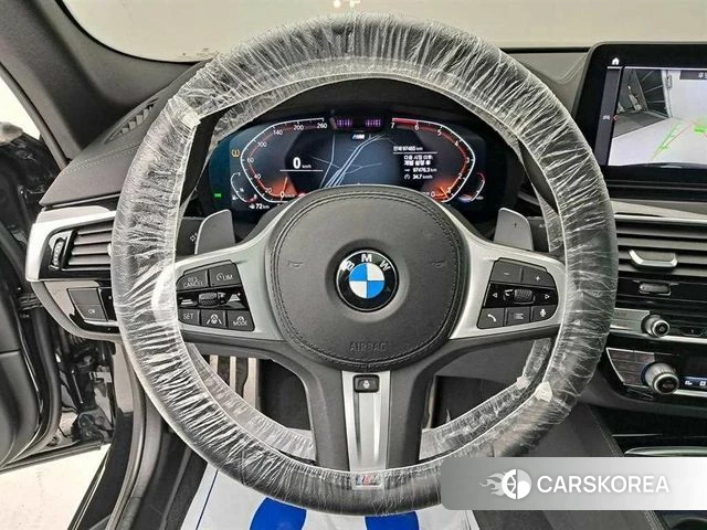 BMW 5 Series (G30) id 3833597 из Кореи 17