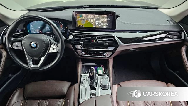 BMW 5 Series (G30) id 3812369 из Кореи 17