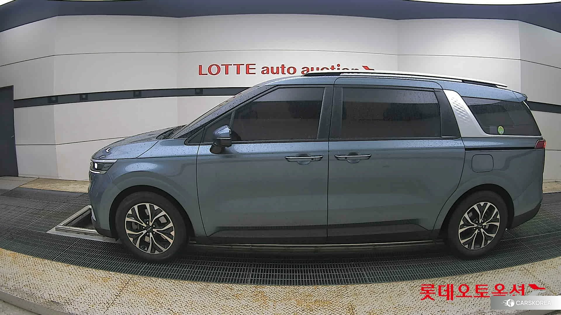 Kia Carnival id 4289435 из Кореи 32