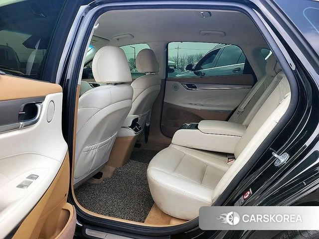 Hyundai The New Grandeur IG Hybrid id 4300580 из Кореи 17