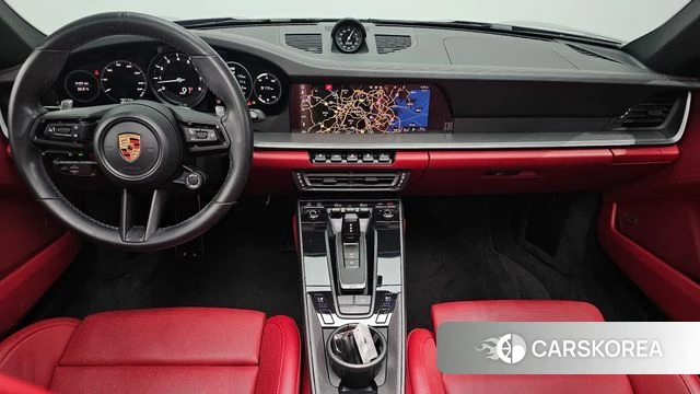 Porsche 911(992) id 4900173 из Кореи 17
