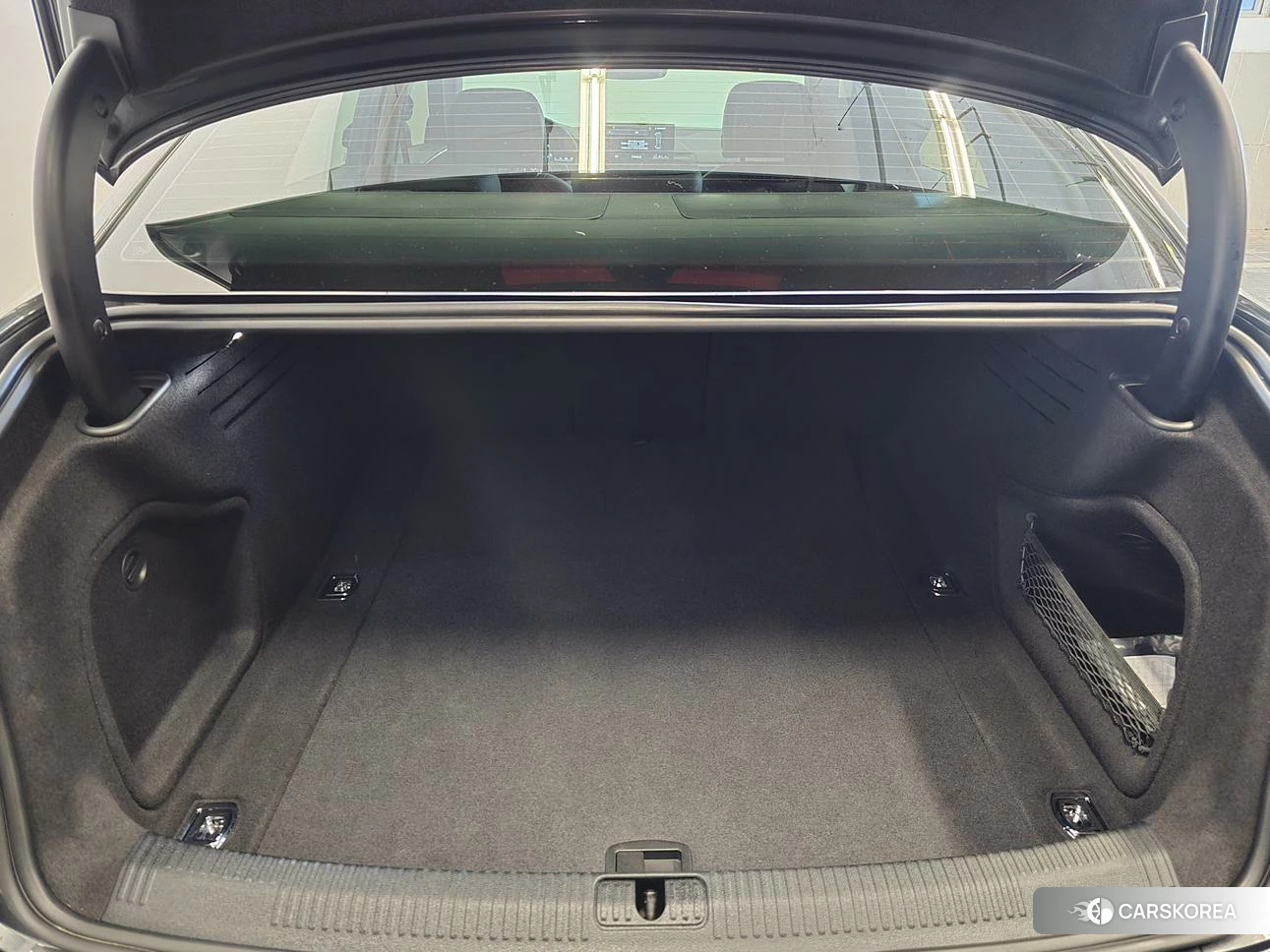 Audi A4L id 4486251 из Китая 13