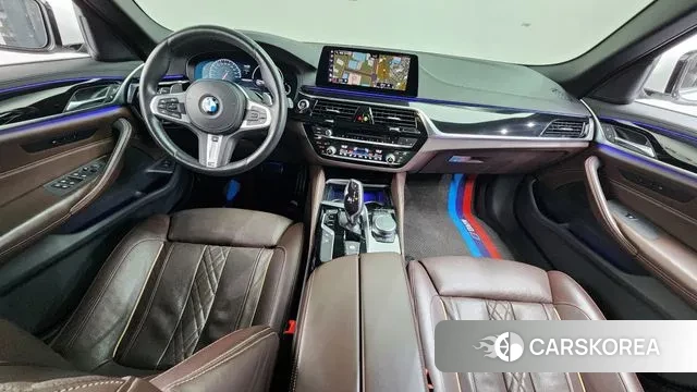 BMW 5 Series (G30) id 3789414 из Кореи 17