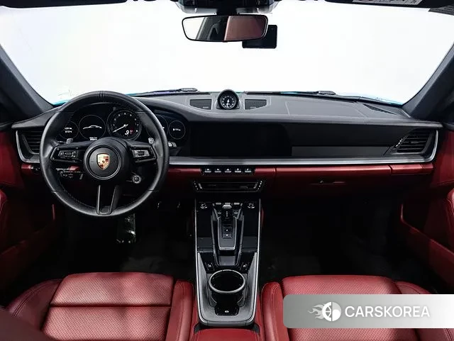 Porsche 911(992) id 3209390 из Кореи 17