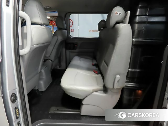 Hyundai The New Grand Starex id 4232812 из Кореи 17
