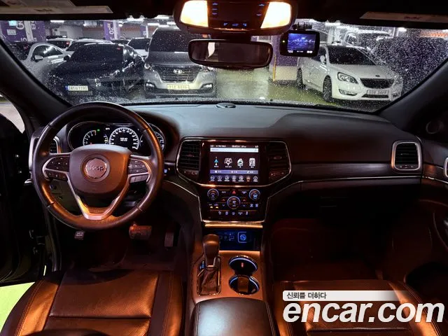 Jeep Grand Cherokee id 2844778 из Кореи 17
