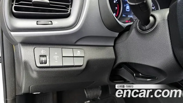 Kia Stonic id 2654514 из Кореи 17