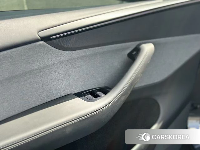 Tesla Model Y id 3957781 из Китая 12