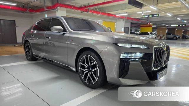 BMW 7 Series (G70) id 3825664 из Кореи 16