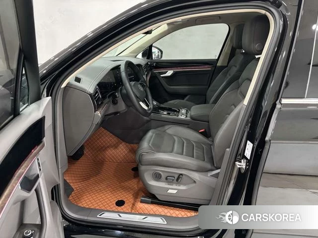 Volkswagen Touareg id 4394047 из Китая 26