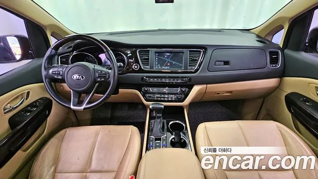 Kia The New Carnival id 2671022 из Кореи 17