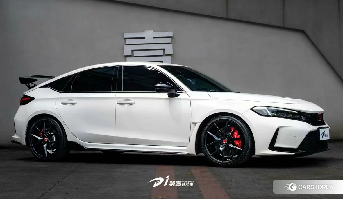 Honda Civic id 4504754 из Китая 7