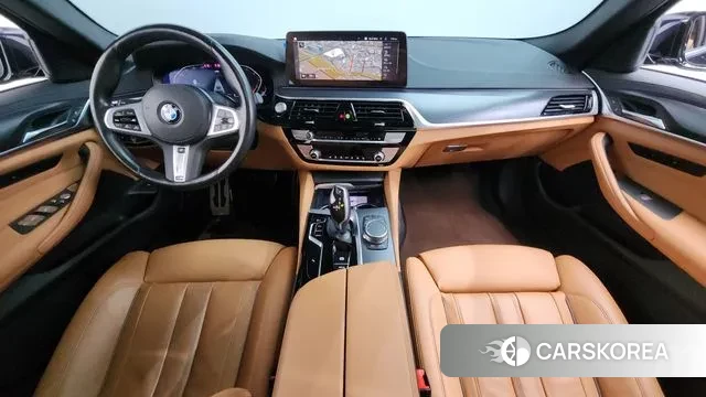 BMW 5 Series (G30) id 3528984 из Кореи 17