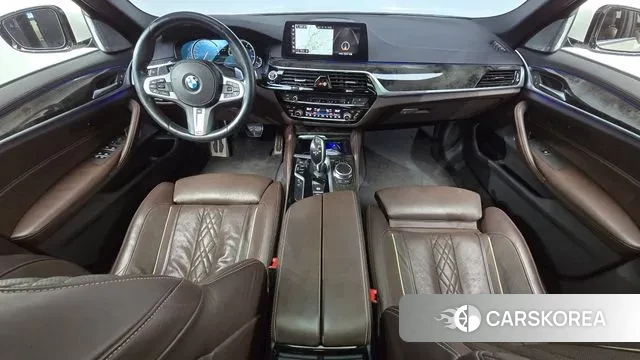 BMW 5 Series (G30) id 3391792 из Кореи 17