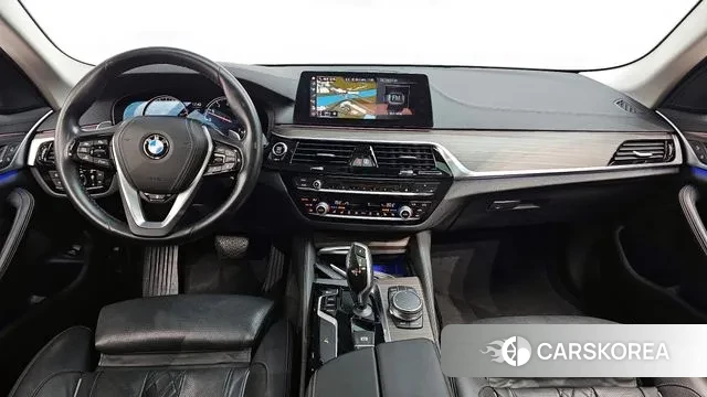 BMW 5 Series (G30) id 3563130 из Кореи 17